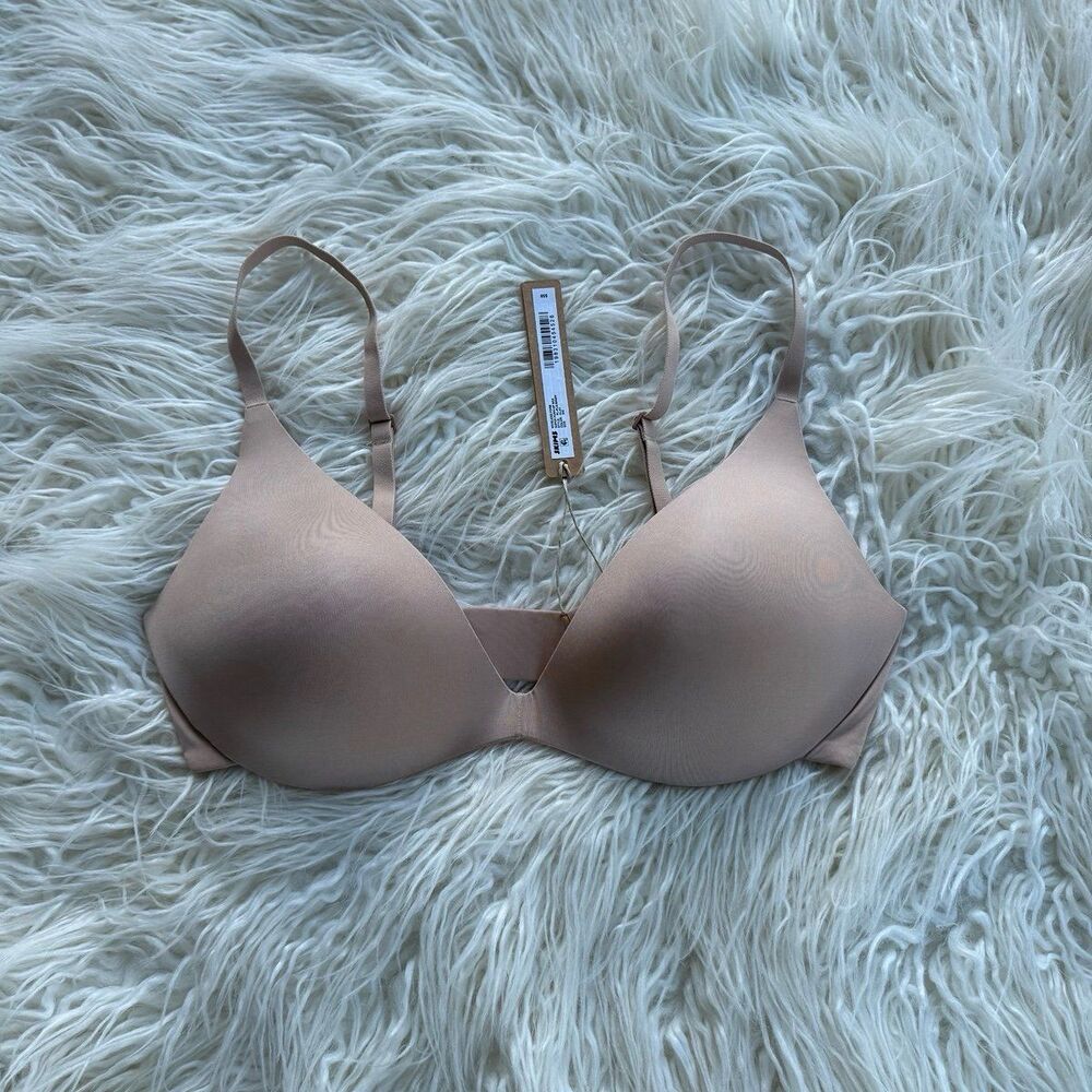 Skims Wireless Super Push up Bra Clay Size 34C